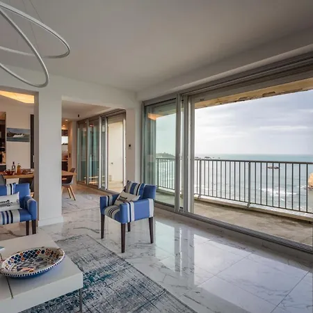 Calypso Keyweek Apartment With Amazing Sea View In Biarritz アパート