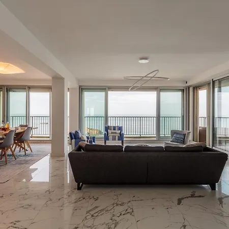 Calypso Keyweek Apartment With Amazing Sea View In Biarritz アパート